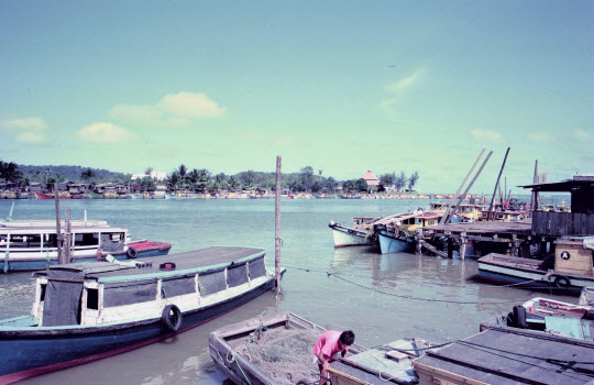 馬來西亞東岸市鎮 Mersing 漁港